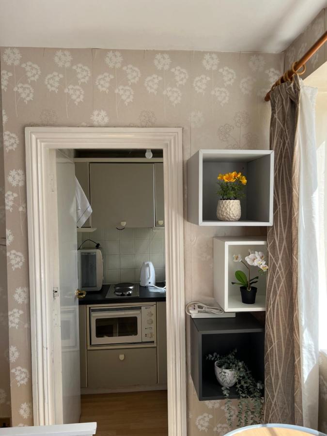 Super Located Studio In South Ken At Chelsea Cloister Londyn Zewnętrze zdjęcie