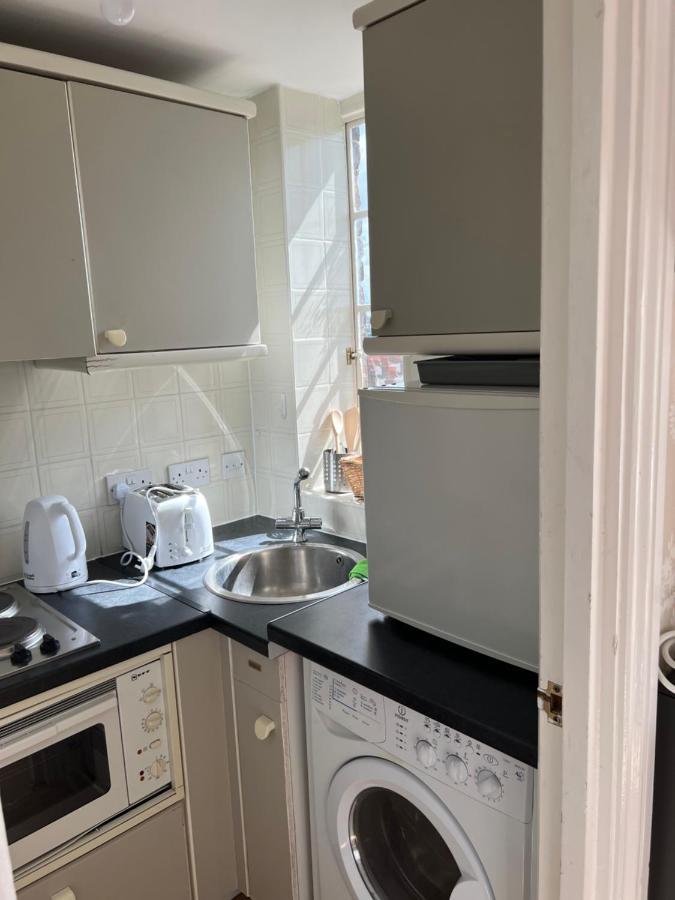 Super Located Studio In South Ken At Chelsea Cloister Londyn Zewnętrze zdjęcie